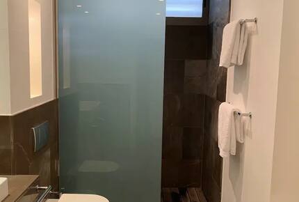 Amazing 6th floor flat with views to Tibidabo and garden - Barcelona, Spain