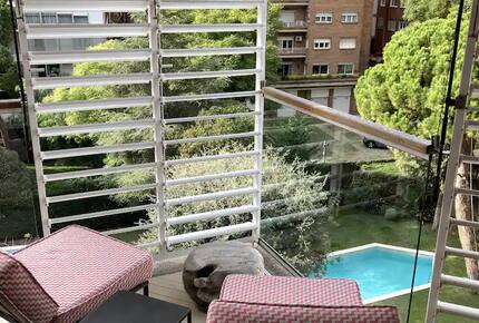 Amazing 6th floor flat with views to Tibidabo and garden - Barcelona, Spain