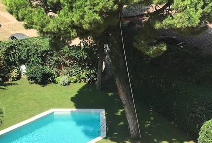 Amazing 6th floor flat with views to Tibidabo and garden - Barcelona, Spain