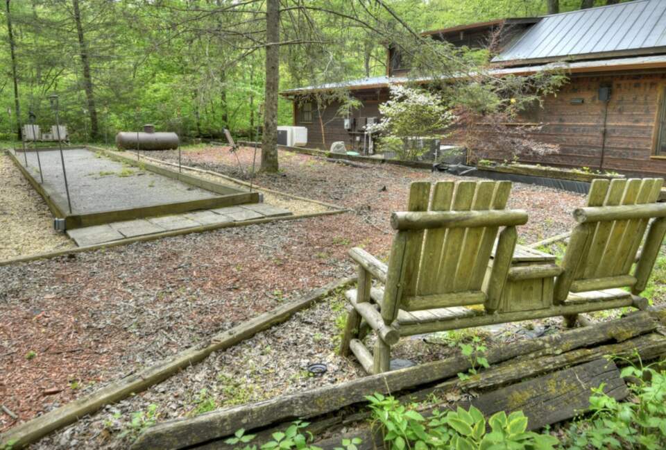 "A River Runs Through It" Chic Georgia Cabin - Cherry Log, Georgia