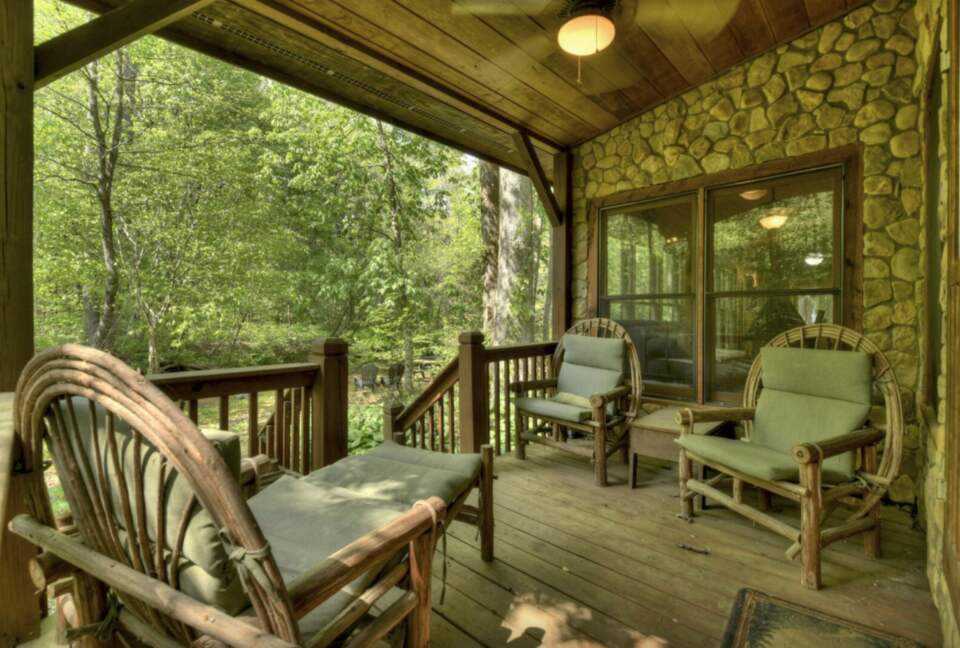 "A River Runs Through It" Chic Georgia Cabin - Cherry Log, Georgia