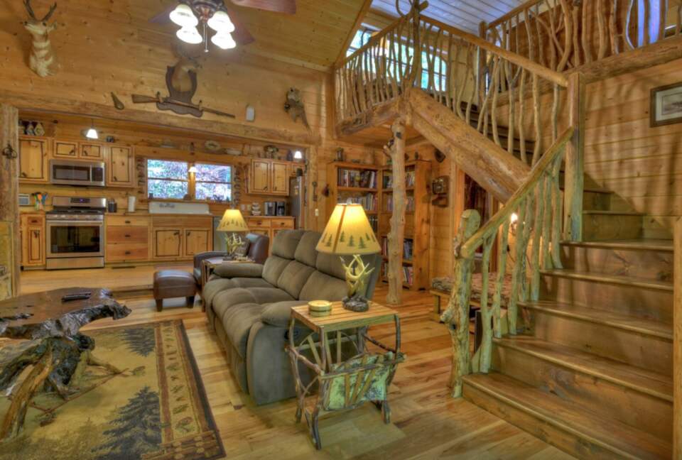 "A River Runs Through It" Chic Georgia Cabin - Cherry Log, Georgia