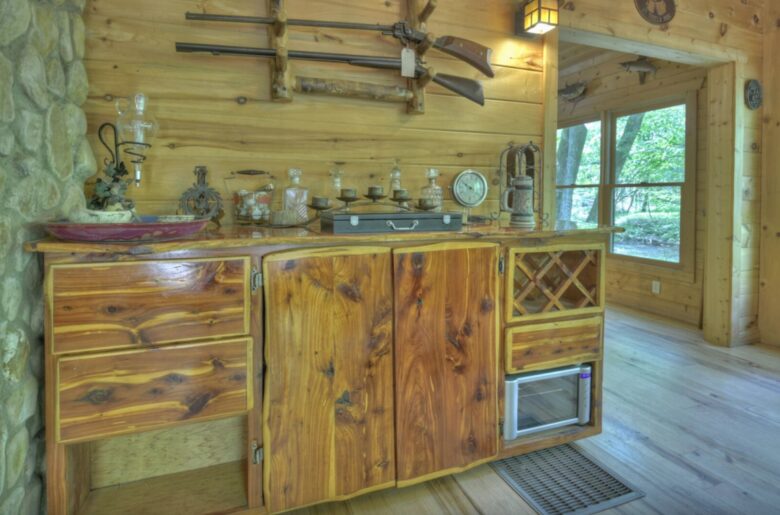 "A River Runs Through It" Chic Georgia Cabin - Cherry Log, Georgia