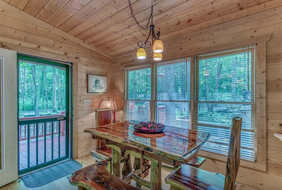 "A River Runs Through It" Chic Georgia Cabin - Cherry Log, Georgia