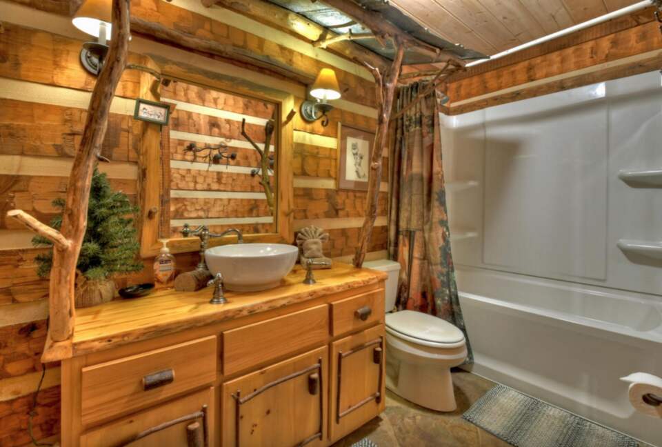 "A River Runs Through It" Chic Georgia Cabin - Cherry Log, Georgia