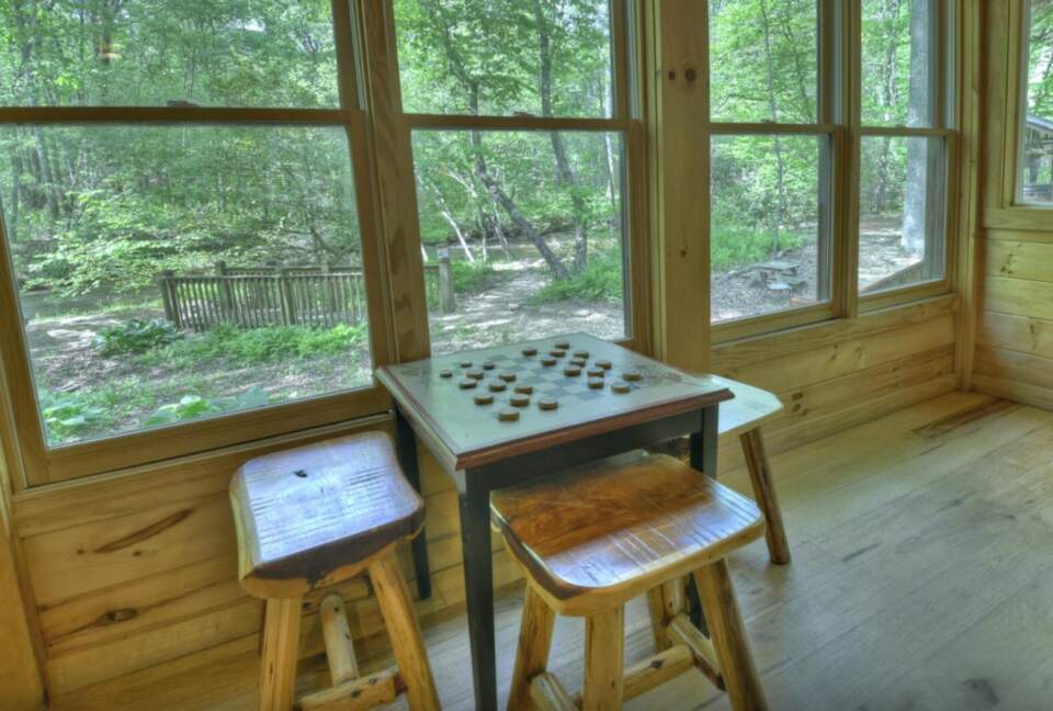 "A River Runs Through It" Chic Georgia Cabin - Cherry Log, Georgia