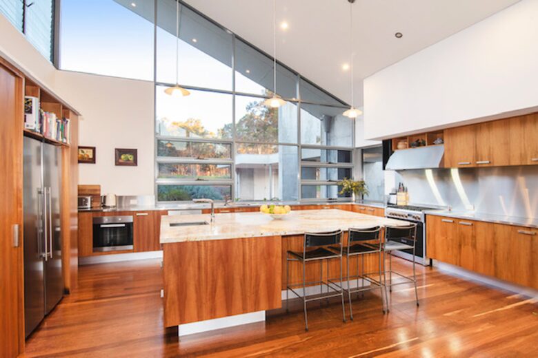 Architectural country home in coastal vineyard region - Wilyabrup, Australia