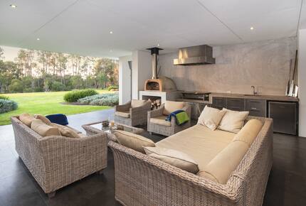 Architectural country home in coastal vineyard region - Wilyabrup, Australia