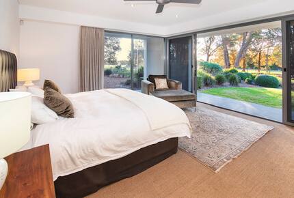 Architectural country home in coastal vineyard region - Wilyabrup, Australia