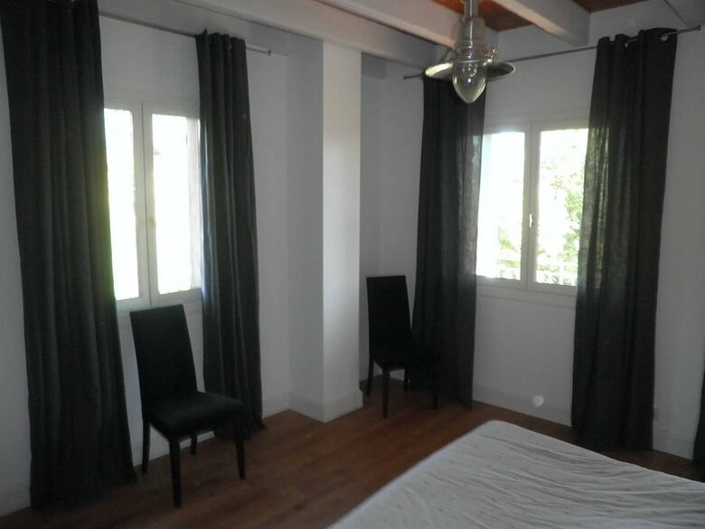 Beautiful French Farmhouse in Provence - Aups, France