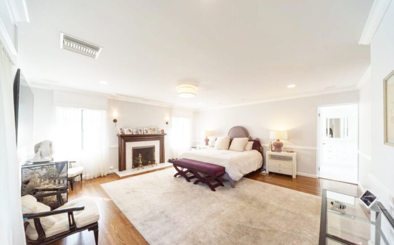 Master bedroom with King