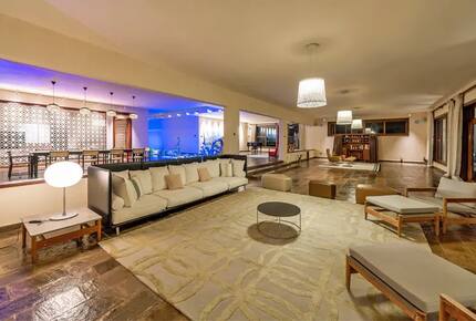 Cocokinondo | Modern Galu Beach Retreat - Diani Beach, Kenya