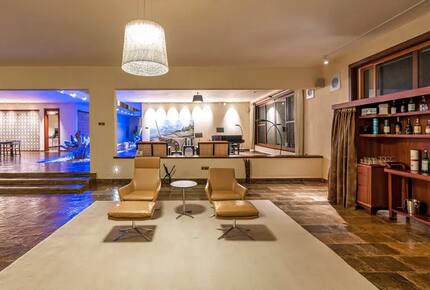 Cocokinondo | Modern Galu Beach Retreat - Diani Beach, Kenya