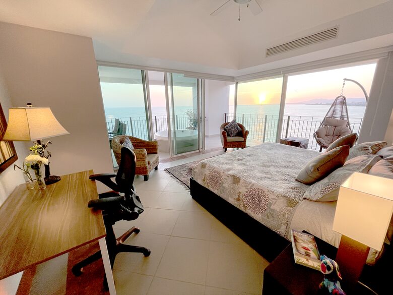 Spectacular Beach Villa In Grand Venetian - Puerto Vallarta, Mexico