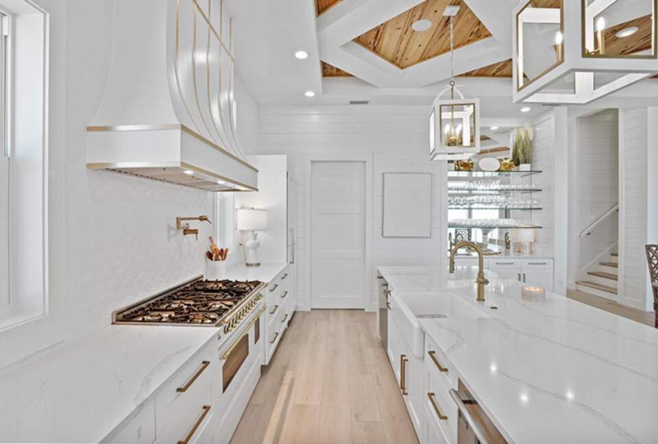 Makin' Memories Stunning Oceanfront Getaway - Port St. Joe, Florida