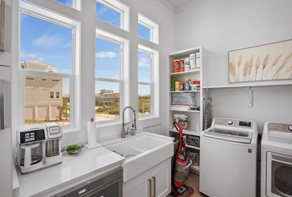 Makin' Memories Stunning Oceanfront Getaway - Port St. Joe, Florida