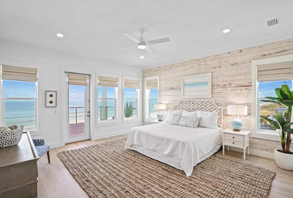 Makin' Memories Stunning Oceanfront Getaway - Port St. Joe, Florida