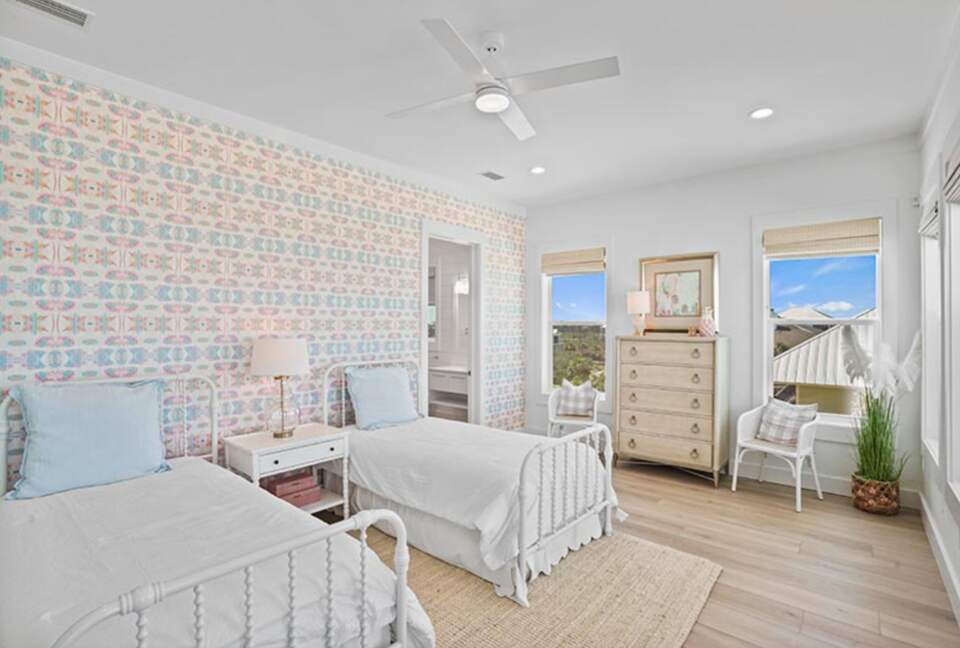 Makin' Memories Stunning Oceanfront Getaway - Port St. Joe, Florida