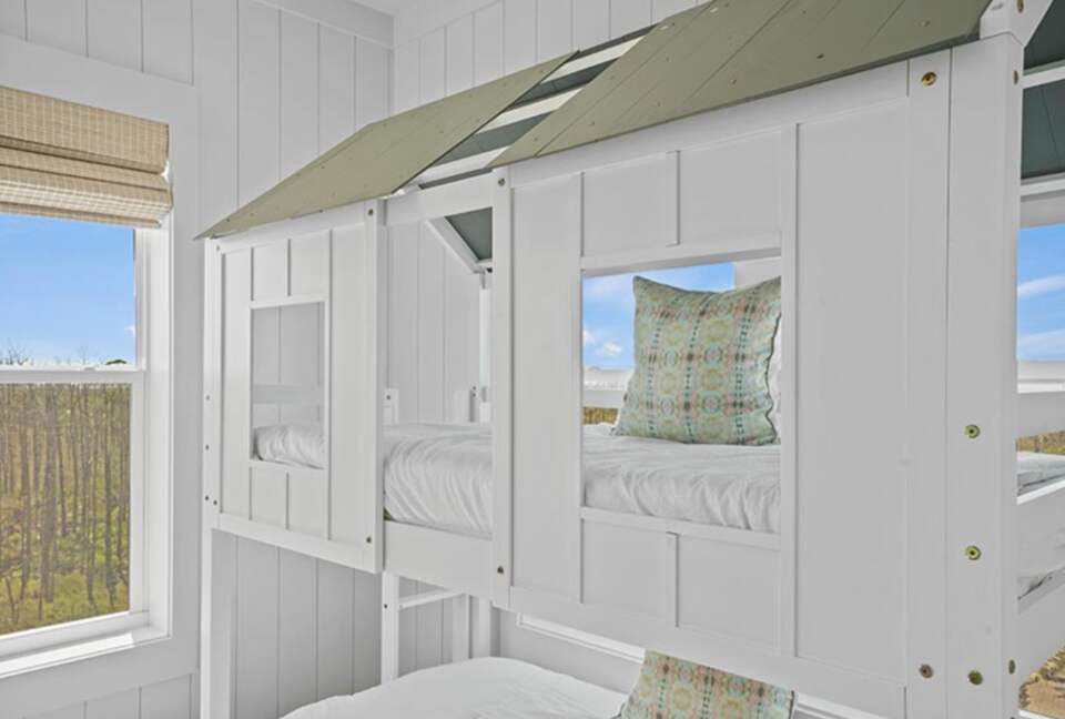 Makin' Memories Stunning Oceanfront Getaway - Port St. Joe, Florida