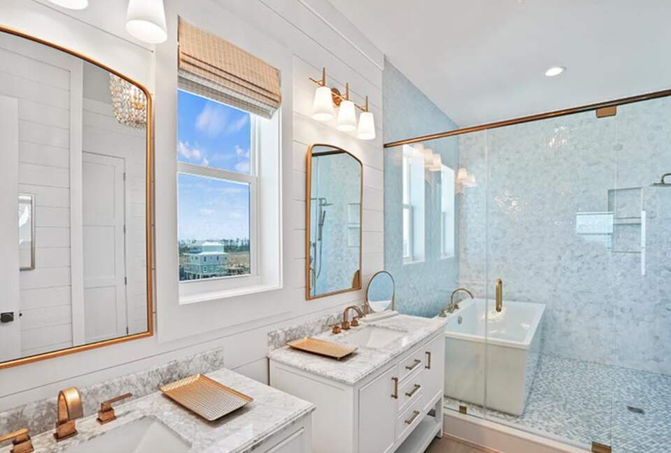 Makin' Memories Stunning Oceanfront Getaway - Port St. Joe, Florida