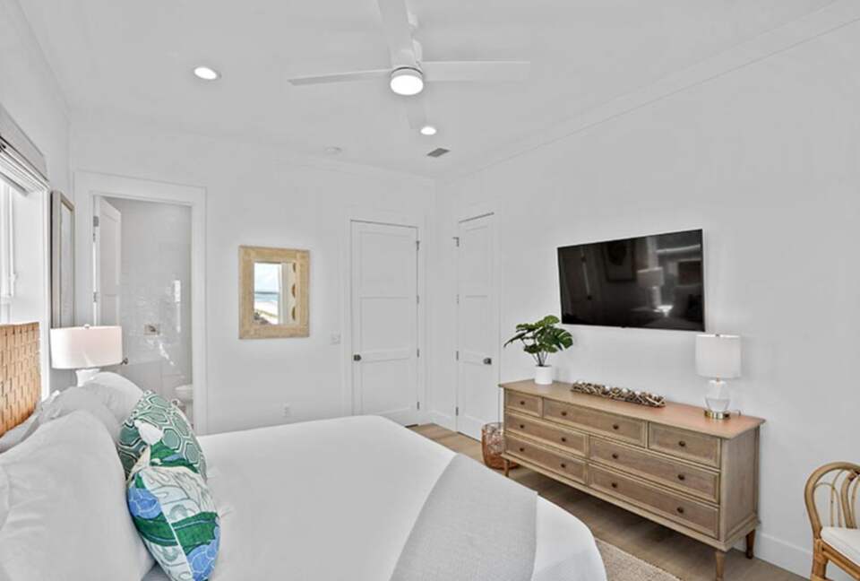 Makin' Memories Stunning Oceanfront Getaway - Port St. Joe, Florida