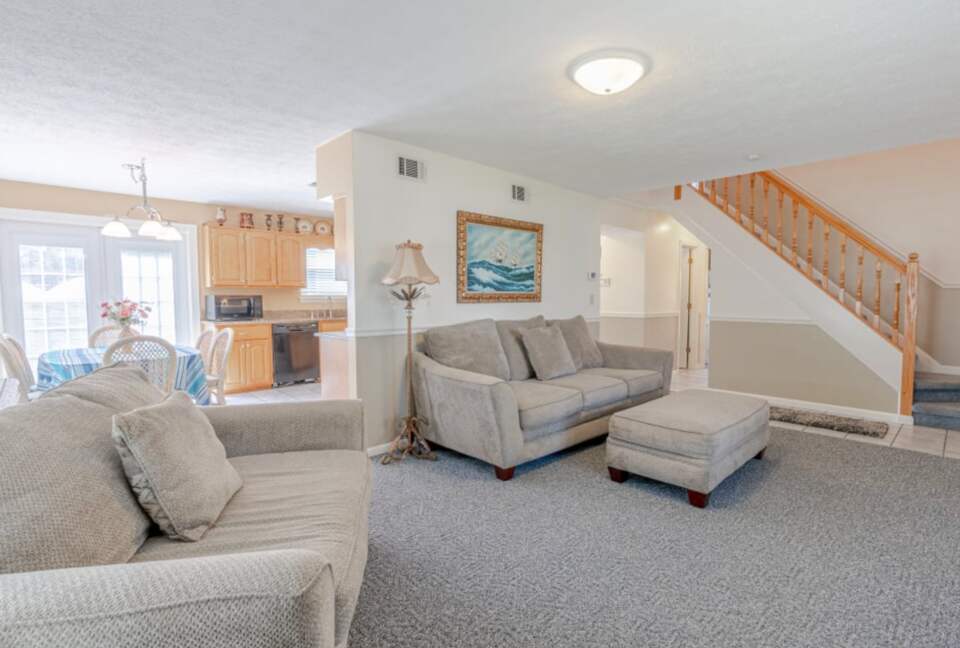 Cozy Panama City Escape - Walk To The Beach! - Panama City Beach, Florida