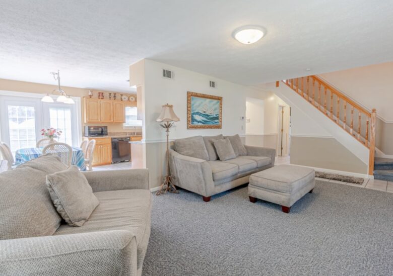 Cozy Panama City Escape - Walk To The Beach! - Panama City Beach, Florida