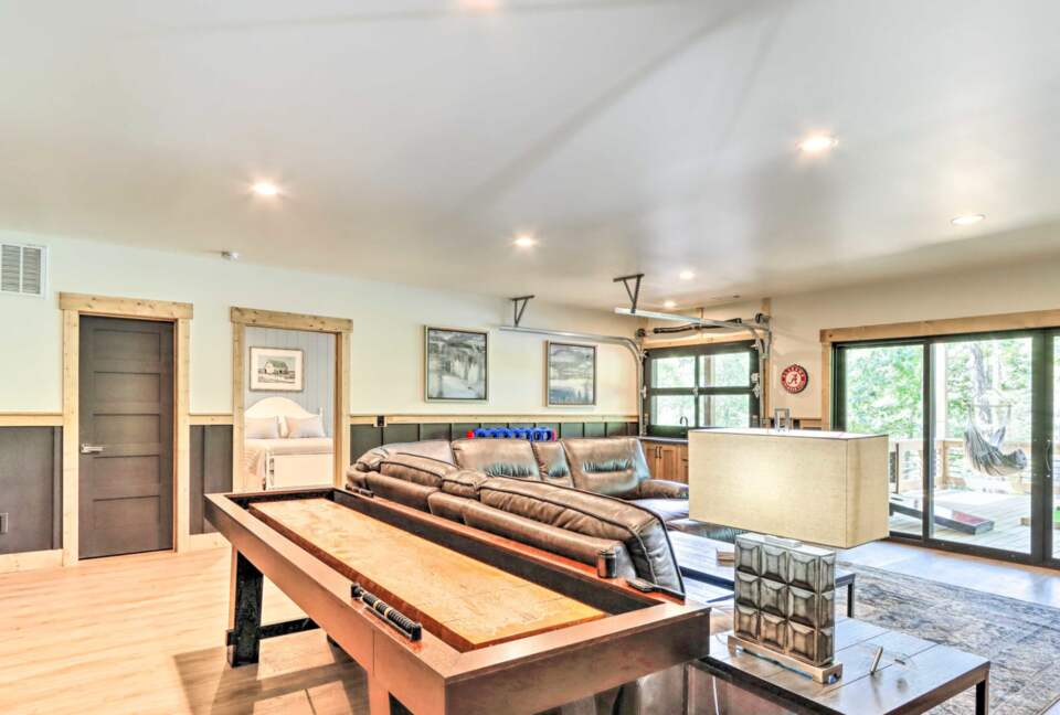 Immaculate Modern Mountain Escape On The Lake - Morganton, Georgia