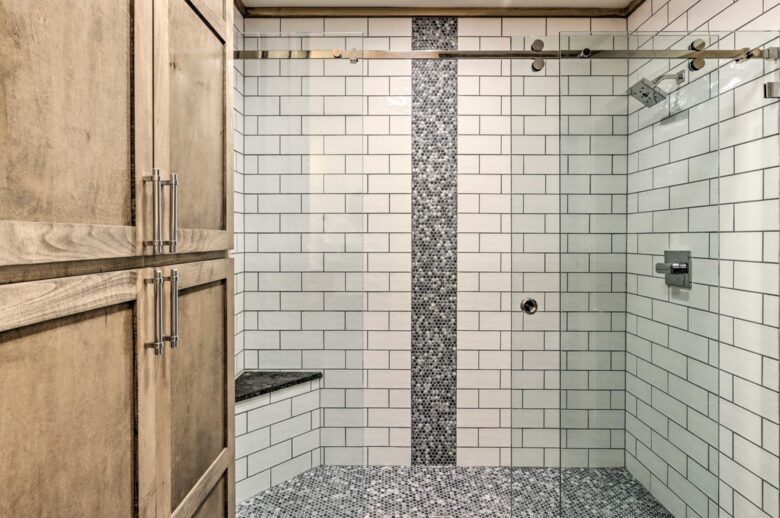 Immaculate Modern Mountain Escape On The Lake - Morganton, Georgia