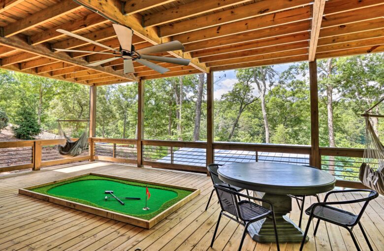 Immaculate Modern Mountain Escape On The Lake - Morganton, Georgia