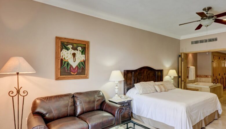 Condo with Yacht Trip included - Cabo San Lucas, Mexico