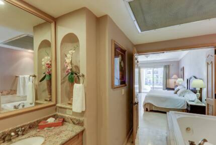 Condo with Yacht Trip included - Cabo San Lucas, Mexico