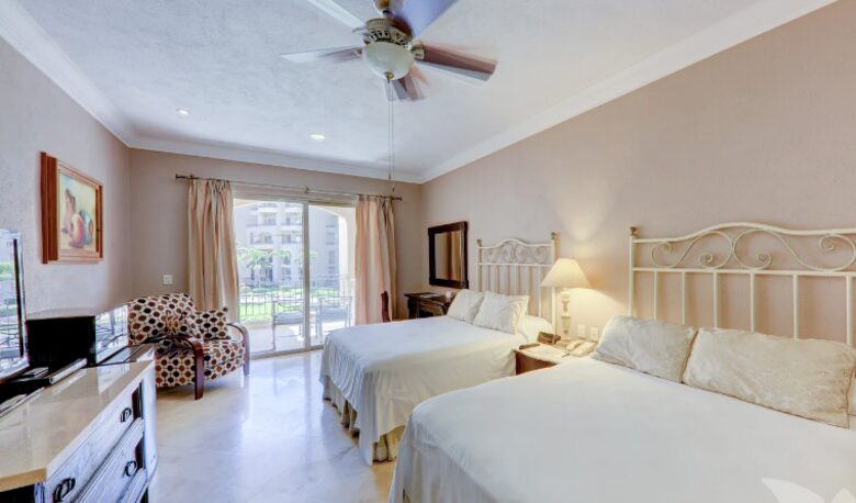 Condo with Yacht Trip included - Cabo San Lucas, Mexico