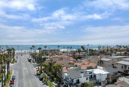 Contemporary Huntington Beach Getaway - Huntington Beach, California