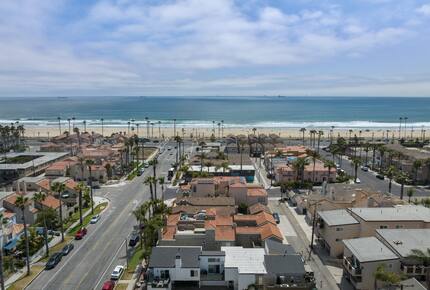 Contemporary Huntington Beach Getaway - Huntington Beach, California