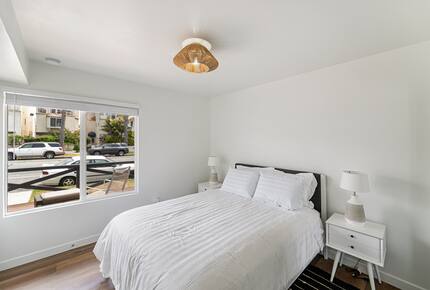 Contemporary Huntington Beach Getaway - Huntington Beach, California