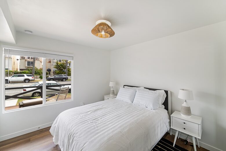 Contemporary Huntington Beach Getaway - Huntington Beach, California