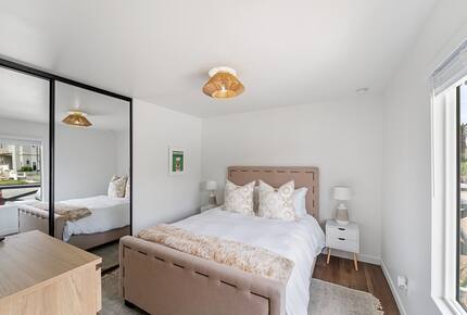 Contemporary Huntington Beach Getaway - Huntington Beach, California