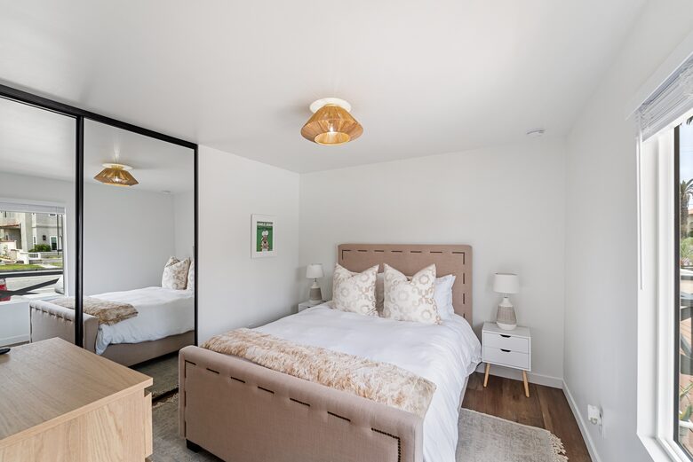 Contemporary Huntington Beach Getaway - Huntington Beach, California