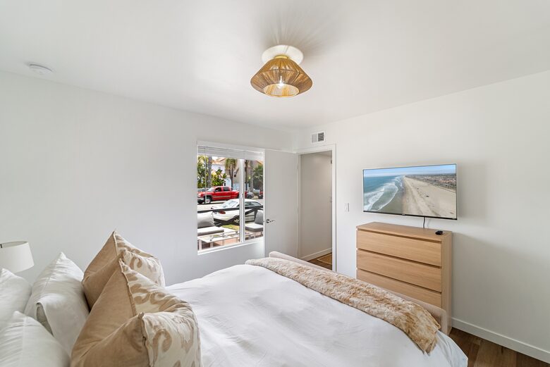 Contemporary Huntington Beach Getaway - Huntington Beach, California