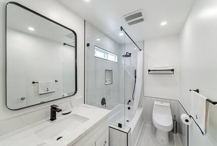 Contemporary Huntington Beach Getaway - Huntington Beach, California