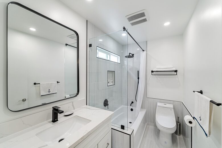 Contemporary Huntington Beach Getaway - Huntington Beach, California