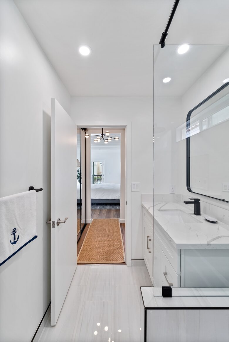 Contemporary Huntington Beach Getaway - Huntington Beach, California