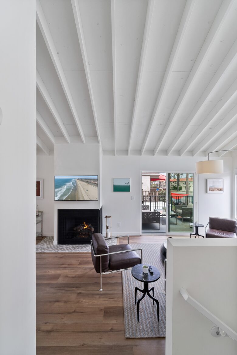 Contemporary Huntington Beach Getaway - Huntington Beach, California