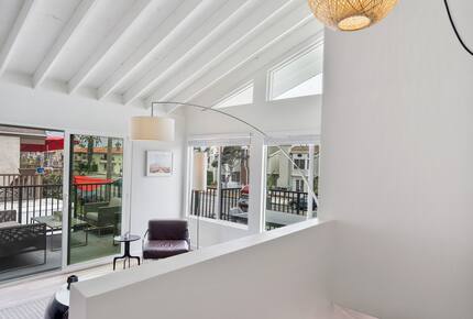 Contemporary Huntington Beach Getaway - Huntington Beach, California