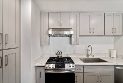 Contemporary Huntington Beach Getaway - Huntington Beach, California