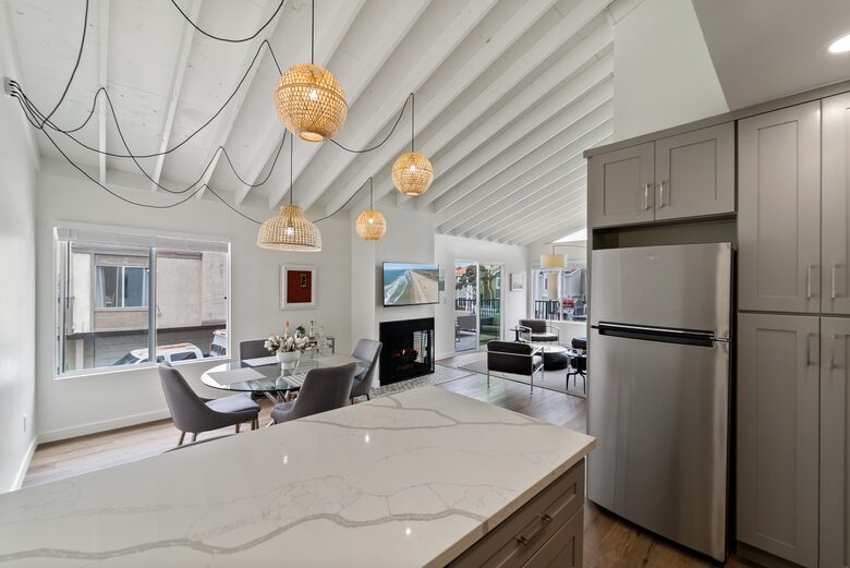 Contemporary Huntington Beach Getaway - Huntington Beach, California