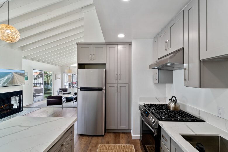 Contemporary Huntington Beach Getaway - Huntington Beach, California