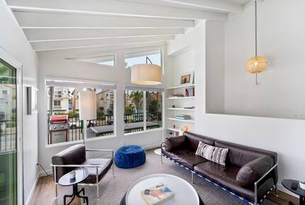 Contemporary Huntington Beach Getaway - Huntington Beach, California