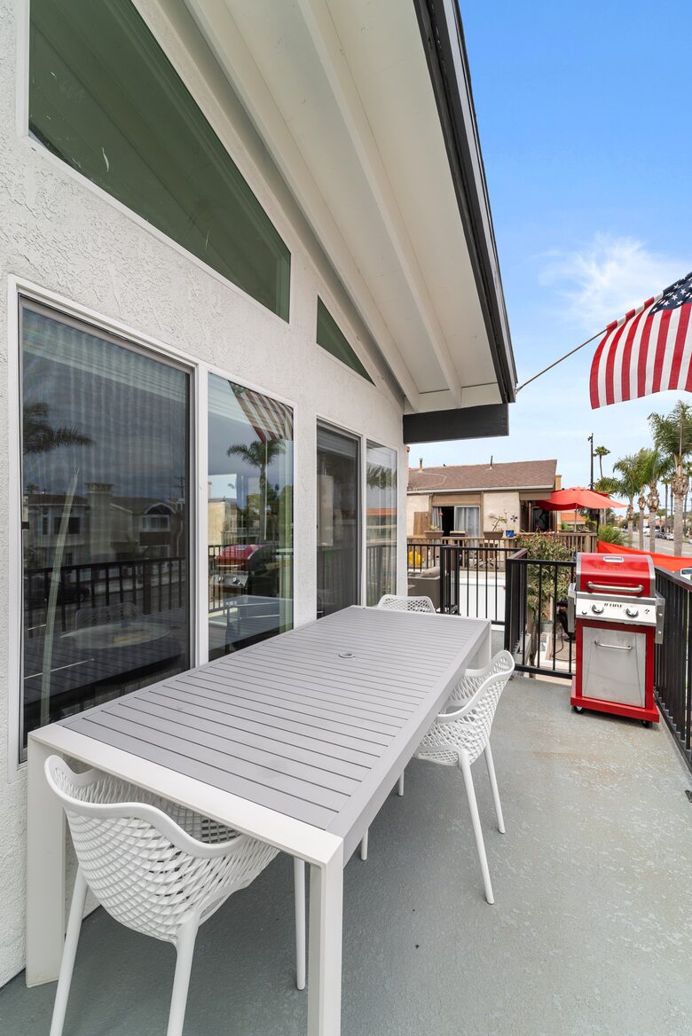 Contemporary Huntington Beach Getaway - Huntington Beach, California